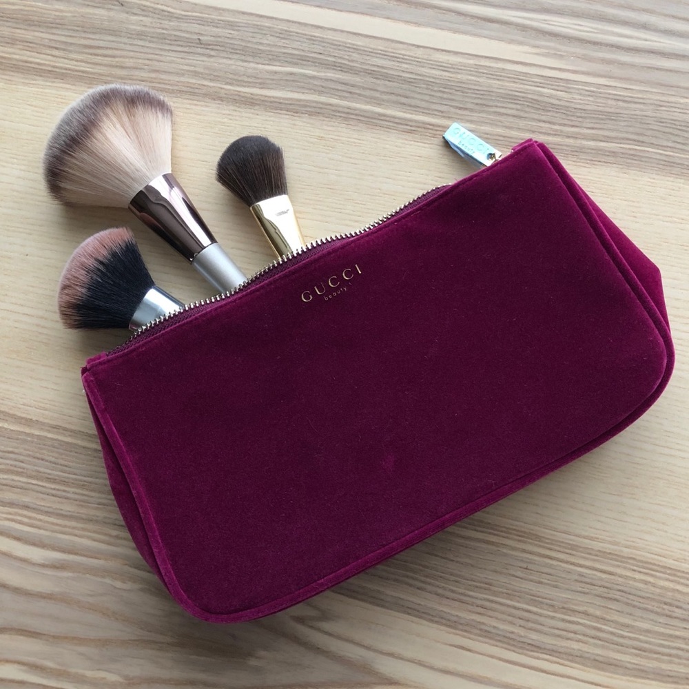 Gucci Purple Velvet Beauty Bag / Make Up Bag